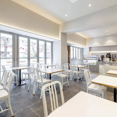 Sunbee Hotel Insadong Seoul Отели рядом с достопримечательностью «Торговый центр Tong-In Store»