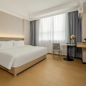 Junyi Chain Hotel Du'an High speed Railway Station Branch