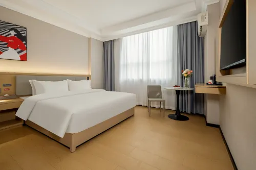 Junyi Chain Hotel Du'an High speed Railway Station Branch