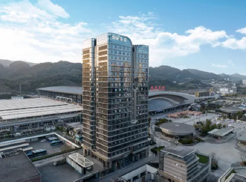Jiaduo Hotel (Chongqing West Station Front Square) Hotels near Chongqingxi Railway Station