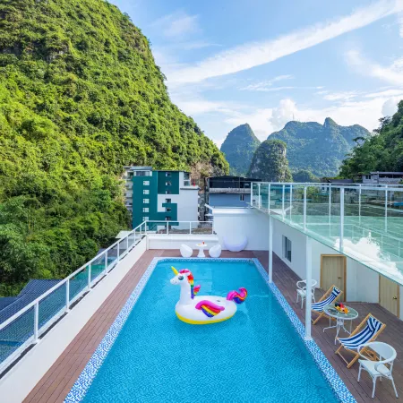 Lijiang • Muxin Resort Starry Sky Pool • Guilin Landscape Holiday Hotel