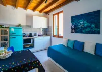 Casa Teresa with AC and Balcony Hotel di Vernazza