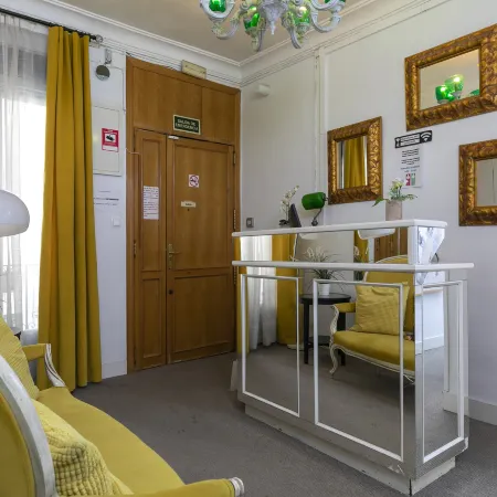 H-A San Mateo Suites