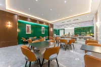 Meihao EZZI Hotel (Jinan Olympic Sports Center Wanxiangcheng) - 3 stjerner