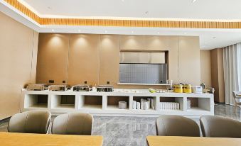 HELLO Hotel(Panzhihua High speed Railway South Station Store)
