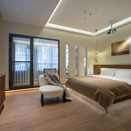 Floral Hotel·Jiuduo Hotel(Wuyuan Xiangao Ancient City Branch)