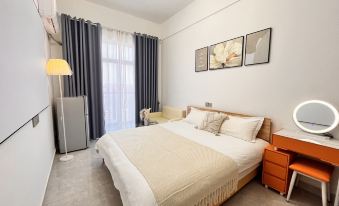 Wuzhou CC Homestay (Sanqi City)