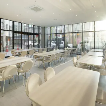 Gyeongju city hotel Отели рядом с достопримечательностью «Галерея Chungwa»