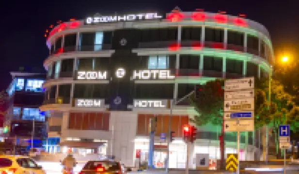 Zoom Hotel