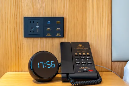 Jiuquan Yunruixiang Hotel