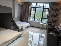 Zhiyin E-Sports Hotel (Shifu East Road) Hotels in Ruichang
