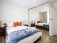 Devon Meadows Hotels in Devon Meadows