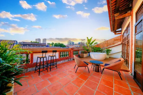 Zhangzhou Xiangyi Hotel