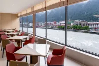 Starway Hotel (Bome)