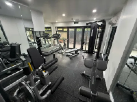 諾瓦酒店及公寓