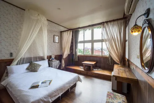 Puli Town Continental-style Hostel