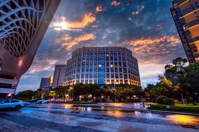 Xiamen Wuyuan Yihai Meishu (Gaoqi International Airport Wuyuanwan Branch) Hotels near Wangchao Sailing Sea Park