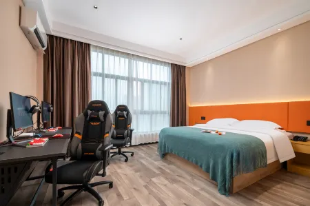Qitu E-Sports Hotel (Tanghe Darunfa) Отели в г. Танхэ