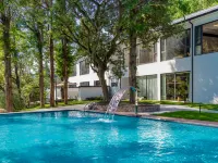 Caoxiyu Homestay - Private Pools
