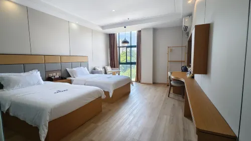Yuhuan gangdu business hotel - 2-Star