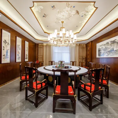 Floral Hotel·Gwangneung County Hotel
