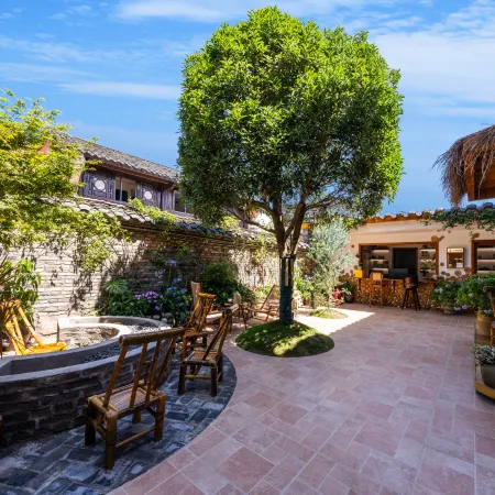 Youjian Homestay (Jianchang Ancient City)