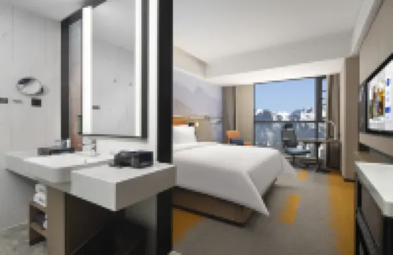 Lhasa Hampton by Hilton Hotel