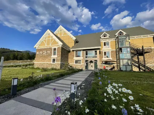 Shanye leisurely luxury hotel - Mountain view