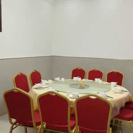 Shangnan Jinsixia Guobin Grand Hotel