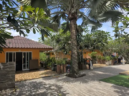 All Times Bungalows Отели рядом с достопримечательностью «Ratchaprapha»