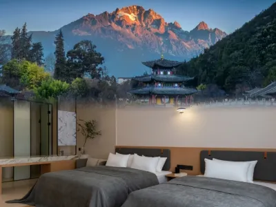 Hantian | Yunkaxueyu • Snow Mountain Panorama Hotel (Lijiang Gucheng Heilongtan)