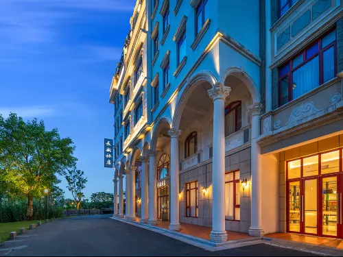 Changsheng Hotel