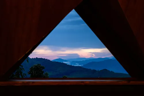 Xiangongjia Courtyard - Sea of Cloud-View Inn, Jingmai Mountain Ancient Tea Forest Hotel di Lancang