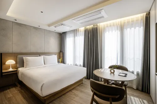 AC PALACE HOTEL&RESIDENCE SEOUL GANGNAM - Condos