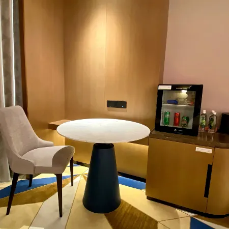 La Quinta by Wyndham Weifang South hotel