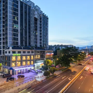 Hi Inn (Fuzhou Sanfangqixiang) Отели рядом с достопримечательностью «Фуцзянский Медицинский Университет (Тайцзянский Кампанский) - библиоте»