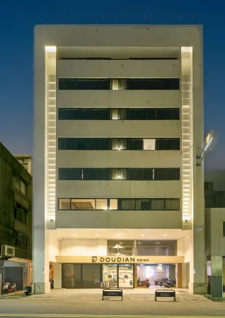 DDInn Hotel Отели рядом с достопримечательностью «Taichung Wanhe Temple»