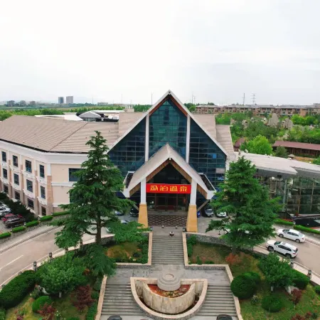 Tangpo Hot Spring Resort