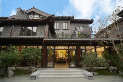 清明上河園西園叄號民宿（萬歲山武俠城店） 大相國寺附近的飯店