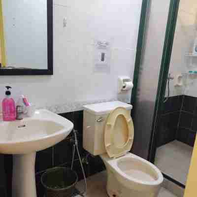 Kuching Riverine resort Emerald Rooms
