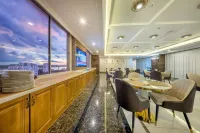 ST Hotel Wattay Airport - breakfast