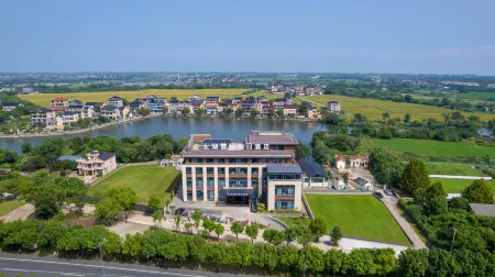 Changxing Yunding Holiday Hotel Отели рядом с достопримечательностью «Xiaomeishan»