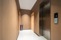 Boman Hotel (Zhengzhou International Airport Xinggang Future Light)