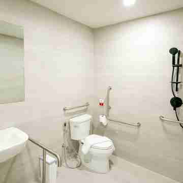 B2 Nakhon Pathom Premier Hotel Rooms