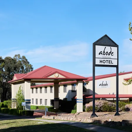 Abode Tuggeranong Отели в г. Канберра