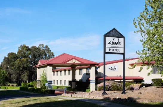 Abode Tuggeranong Hotels in Canberra