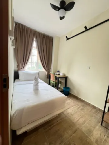 Swing & Pillows @ ICC Pudu Kuala Lumpur โรงแรมใกล้ถนนหวานนัง