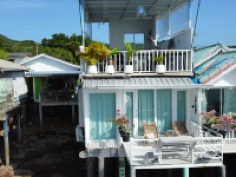 ร็อครีสอร์ท เกาะล้าน โรงแรมในเกาะล้าน