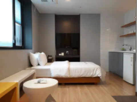 กริด อินน์