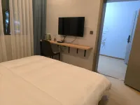 Old Alley Time Homestay (Zigong North Station, Ziliujing Old Street Branch) - เปิดใหม่